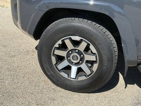 Used 2024 Toyota 4Runner TRD Off-Road Premium w/ Off Road Premium Plus Package AWD/4WD image 10