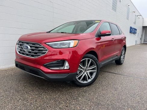 Certified 2024 Ford Edge Titanium w/ Equipment Group 301A AWD/4WD image 2