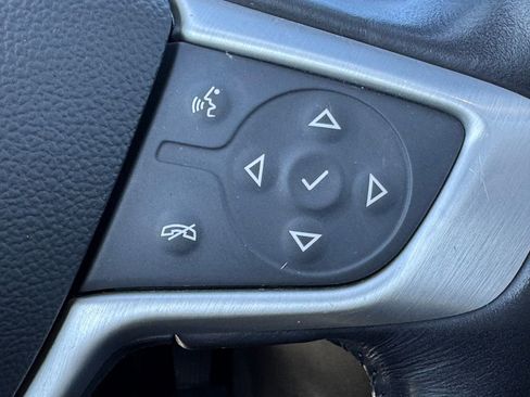 Used 2021 GMC Terrain SLT w/ Infotainment Package II image 26