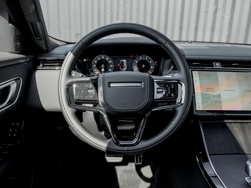 New 2026 Land Rover Range Rover Velar Dynamic SE image 18