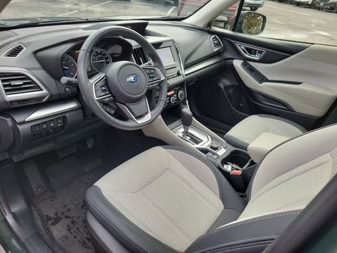 Used 2023 Subaru Forester Premium image 23