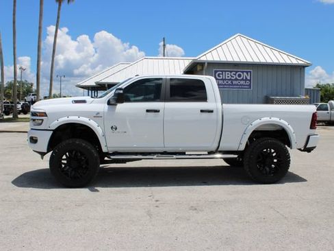 Used 2025 RAM 2500 Big Horn AWD/4WD image 6