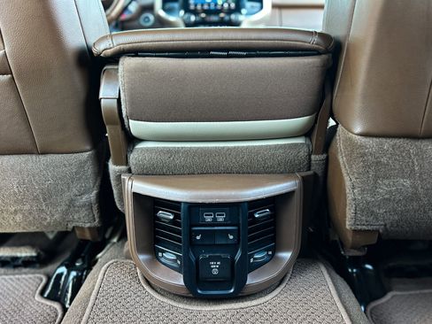 Used 2022 RAM 3500 Laramie image 36