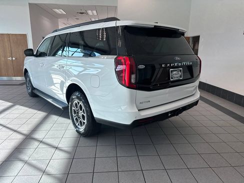 Used 2025 Ford Expedition Max Active AWD/4WD image 18