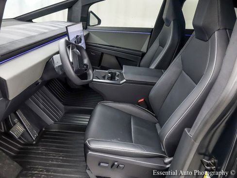 Used 2024 Tesla Cybertruck Cyberbeast image 11