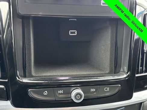 Used 2019 Chevrolet Traverse LT image 20