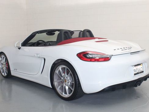Used 2016 Porsche Boxster GTS image 2