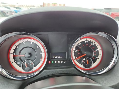 Used 2018 Dodge Grand Caravan SE image 11