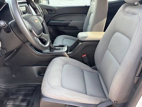 Used 2019 Chevrolet Colorado W/T w/ WT Convenience Package AWD/4WD image 15
