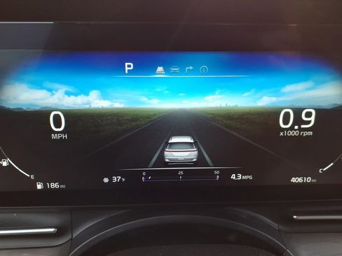 Certified 2024 Kia Carnival SX image 26