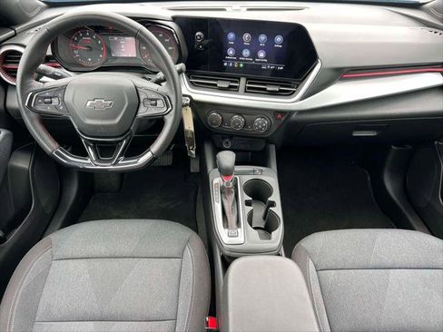 Used 2024 Chevrolet Trax RS w/ Driver Confidence Package image 12