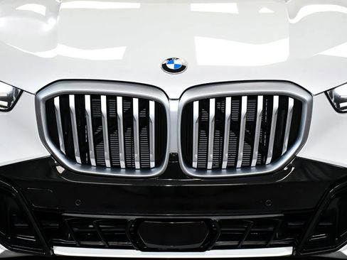 Used 2026 BMW X5 xDrive40i AWD/4WD image 72