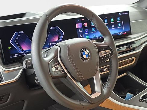 Used 2026 BMW X5 xDrive40i w/ Premium Package AWD/4WD image 19