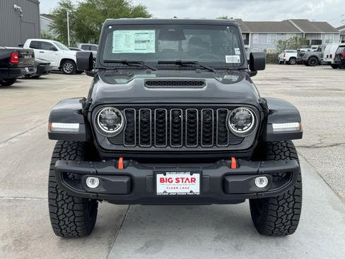 New 2026 Jeep Gladiator Mojave AWD/4WD image 3