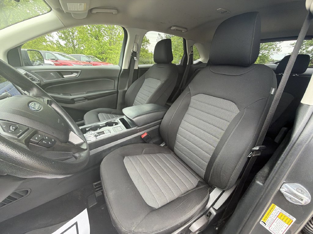 Used 2022 Ford Edge SE AWD/4WD image 11