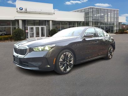 Used 2025 BMW 530i xDrive w/ Premium Package