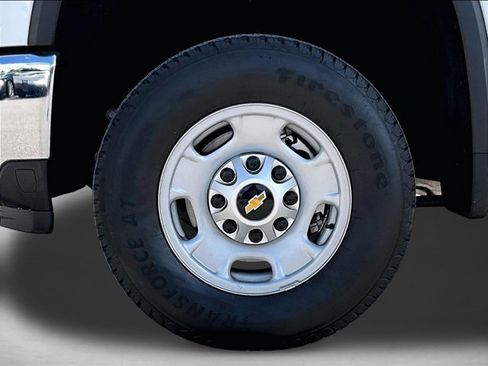 Used 2024 Chevrolet Silverado 2500 W/T w/ WT Convenience Package RWD image 10