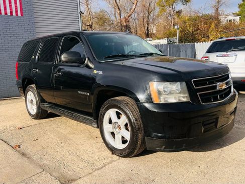 Used 2009 Chevrolet Tahoe 4WD Hybrid image 3