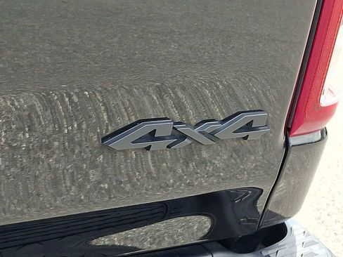 Used 2022 RAM 1500 Big Horn AWD/4WD image 28