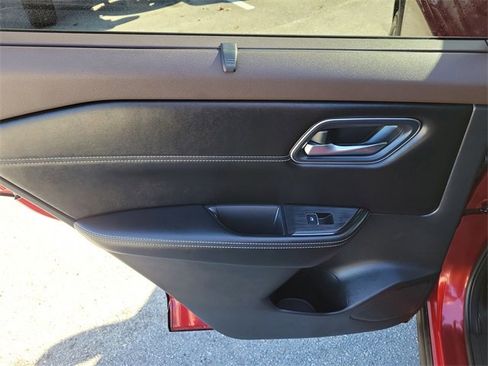 Used 2021 Nissan Rogue SL w/ Premium Package image 14