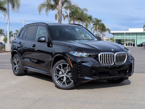 New 2026 BMW X5 xDrive40i w/ M Sport Package image 2