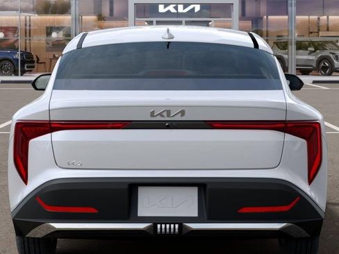 New 2025 Kia K4 LXS FWD image 13