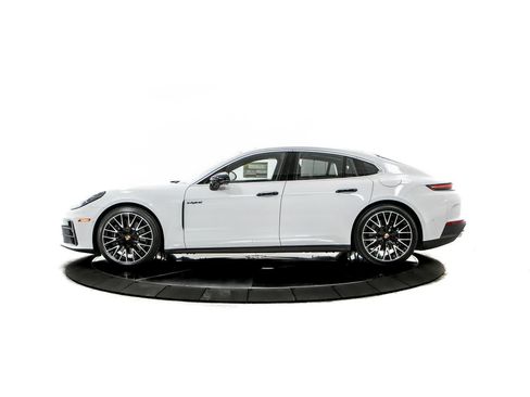 New 2026 Porsche Panamera 4 AWD/4WD image 2