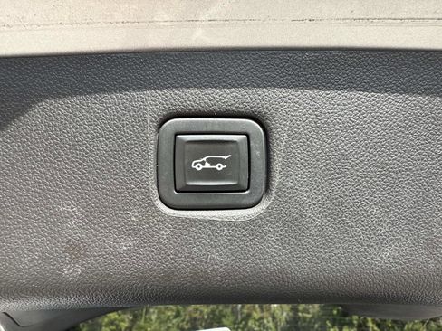 Used 2021 Chevrolet Blazer LT w/ Midnight/Sport Edition image 32