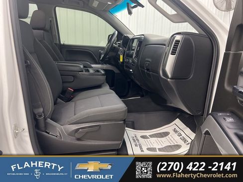 Used 2019 Chevrolet Silverado 1500 LT w/ All Star Edition image 15