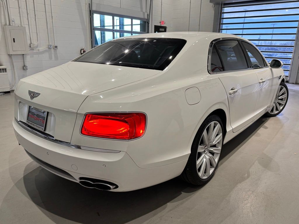 Used 2018 Bentley Flying Spur V8 AWD/4WD image 4
