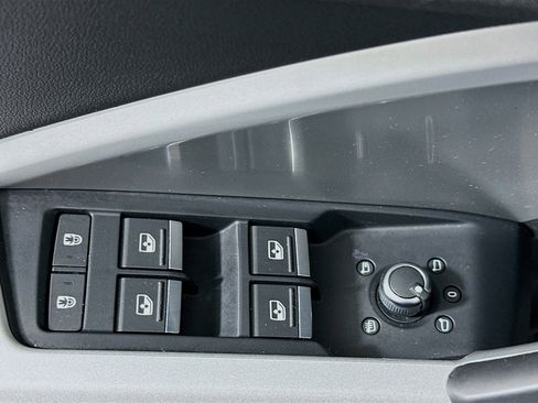 Used 2024 Audi Q3 2.0T Premium AWD/4WD image 15