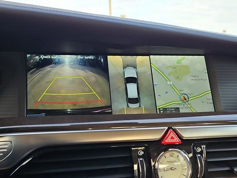 Used 2018 Genesis G90 3.3T Premium image 14