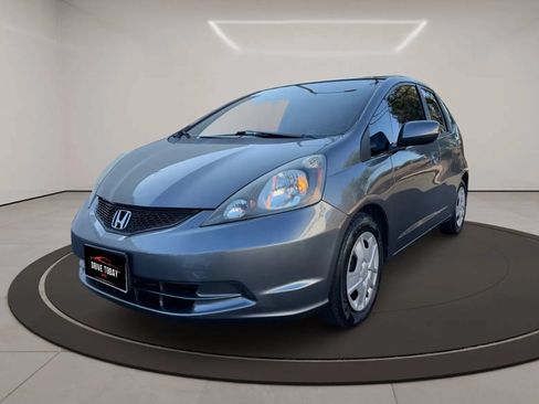 Used 2013 Honda Fit image 2