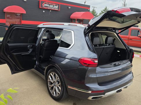 Used 2022 BMW X7 xDrive40i w/ Premium Package AWD/4WD image 18