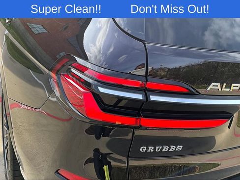 Used 2024 BMW ALPINA XB7 AWD/4WD image 41