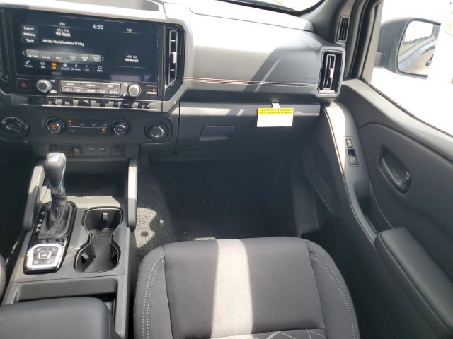 Used 2026 Nissan Frontier SV w/ Tow Package AWD/4WD image 13