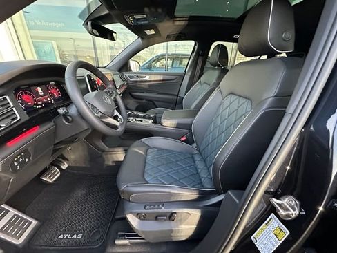 New 2026 Volkswagen Atlas Cross Sport SEL Premium R-Line AWD/4WD image 27