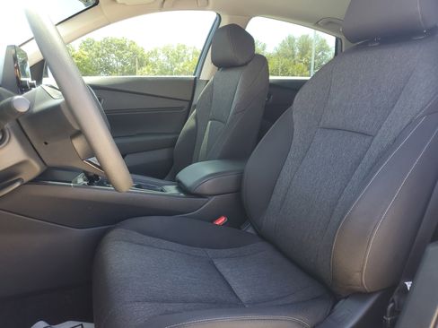 Used 2024 Honda Accord EX image 17