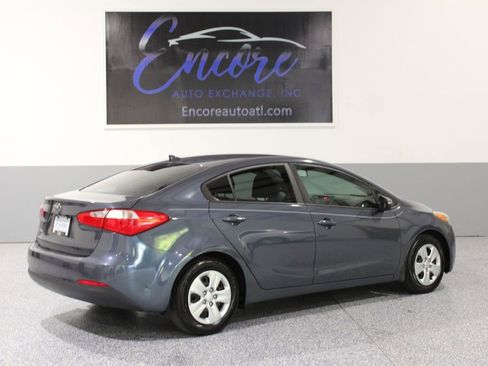 Used 2016 Kia Forte LX w/ LX Popular Package FWD image 3