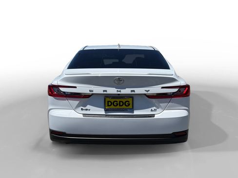 Used 2026 Toyota Camry LE FWD image 4