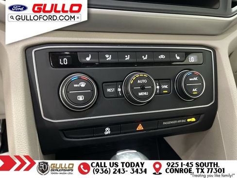 Used 2021 Volkswagen Atlas SE w/ Panoramic Sunroof Package AWD/4WD image 28