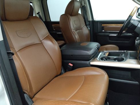 Used 2018 RAM 1500 Laramie Longhorn image 21