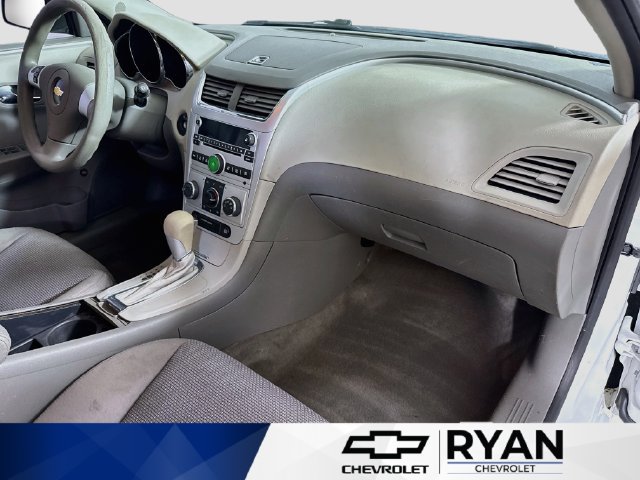 Used 2011 Chevrolet Malibu LS FWD image 25