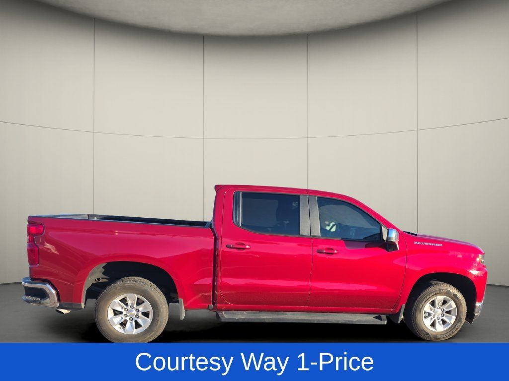 Used 2020 Chevrolet Silverado 1500 LT w/ All-Star Edition RWD image 11