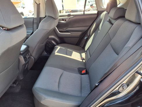 Certified 2025 Toyota RAV4 XLE AWD/4WD image 11