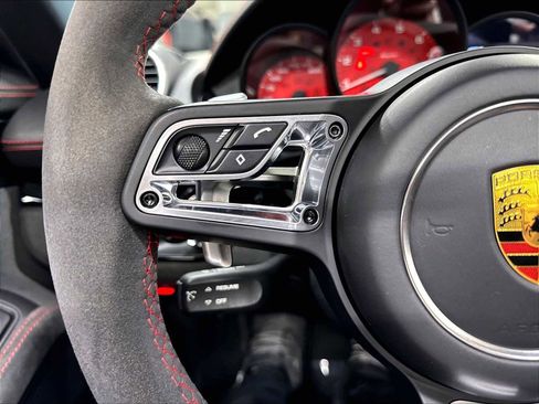 Used 2021 Porsche 718 Boxster Spyder RWD image 20