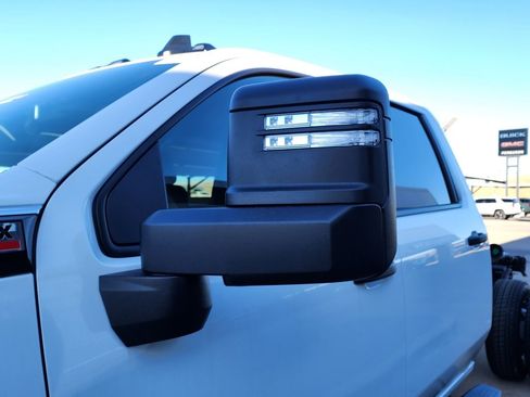 New 2026 GMC Sierra 3500 Pro image 14