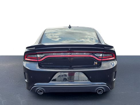 Used 2022 Dodge Charger Scat Pack RWD image 11