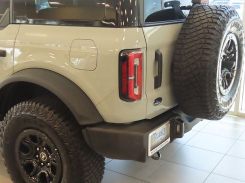 Used 2024 Ford Bronco Wildtrak AWD/4WD image 10