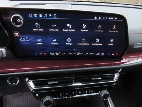 New 2026 Chevrolet Traverse RS w/ LPO, Floor Liner Package image 5